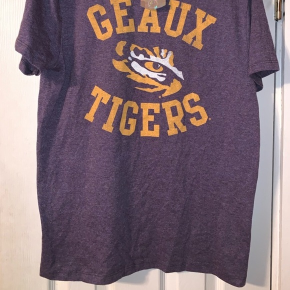 ๐ฏ๐๐
LSU Tigers Geaux Tigers Eye Shirt ๐
๐๐ฏ - Picture 3 of 5